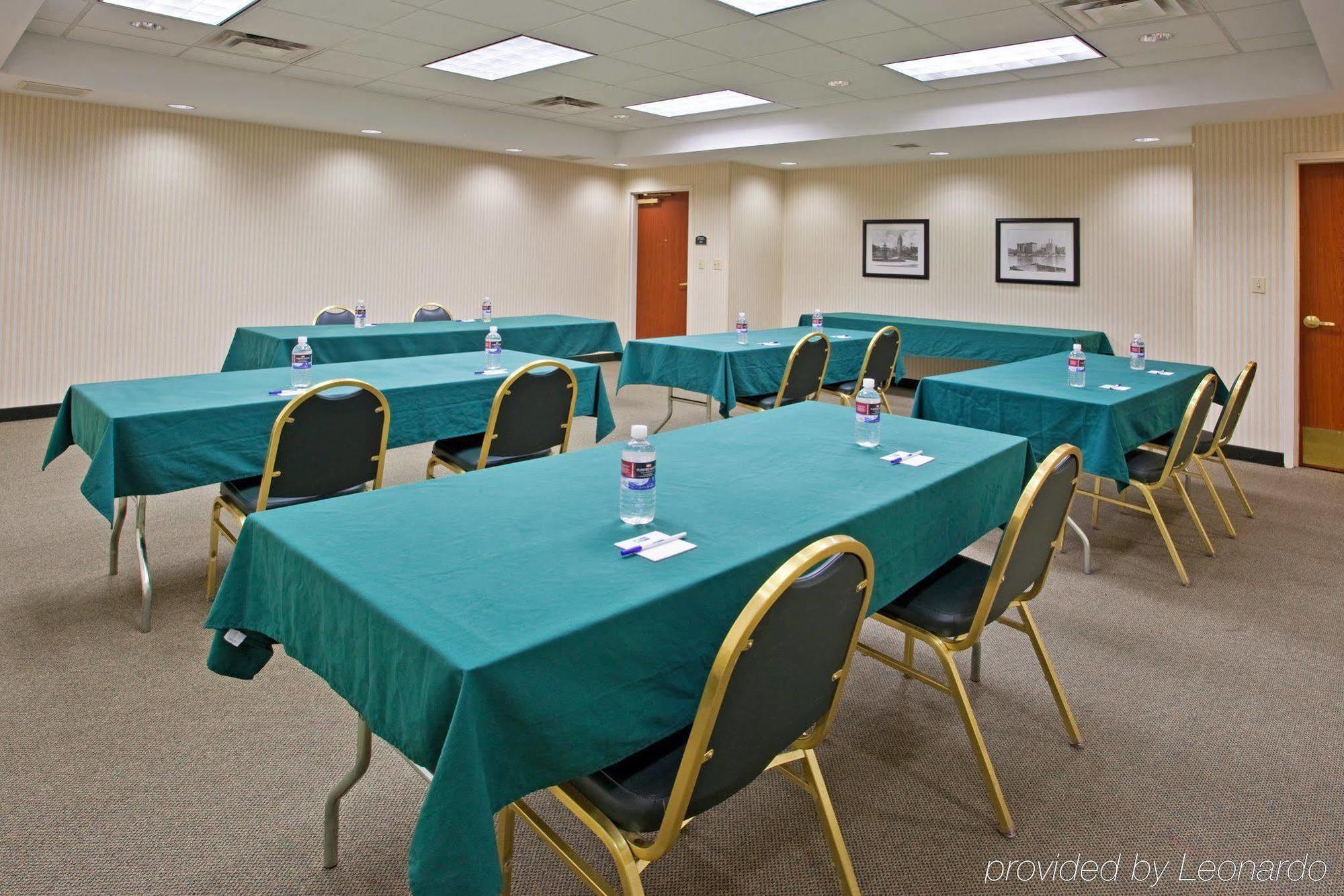 Holiday Inn Express Hotel & Suites Pittsburgh-South Side By Ihg Exterior photo